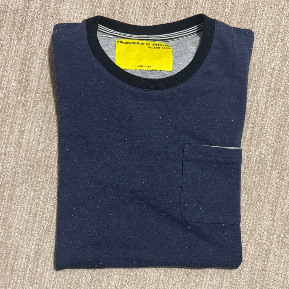 Descendant of Thieves Heathered Blue Short Sleeve Shirt Men's XL Casual Top - Picture 2 of 11